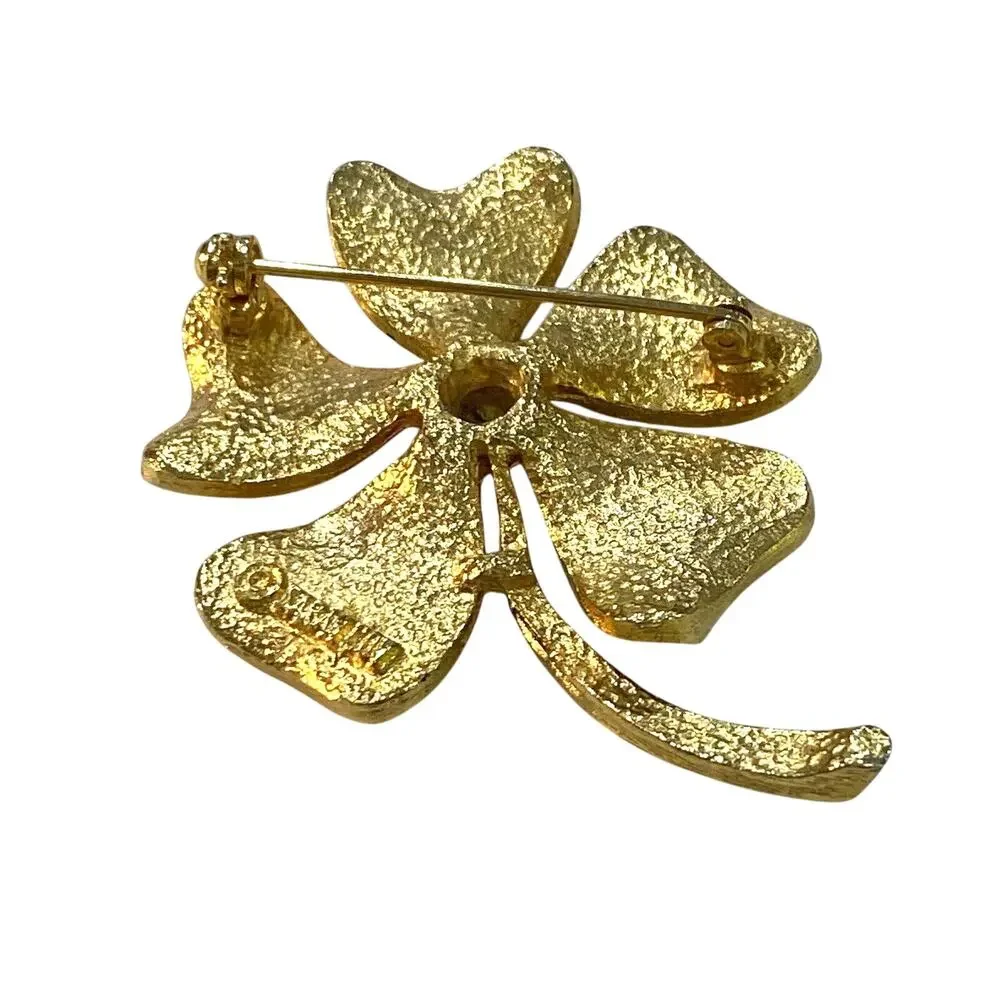Sarah Coventry Gold Tone Flower Power Brooch Dogwood Blossom Pin Vintage Fashion